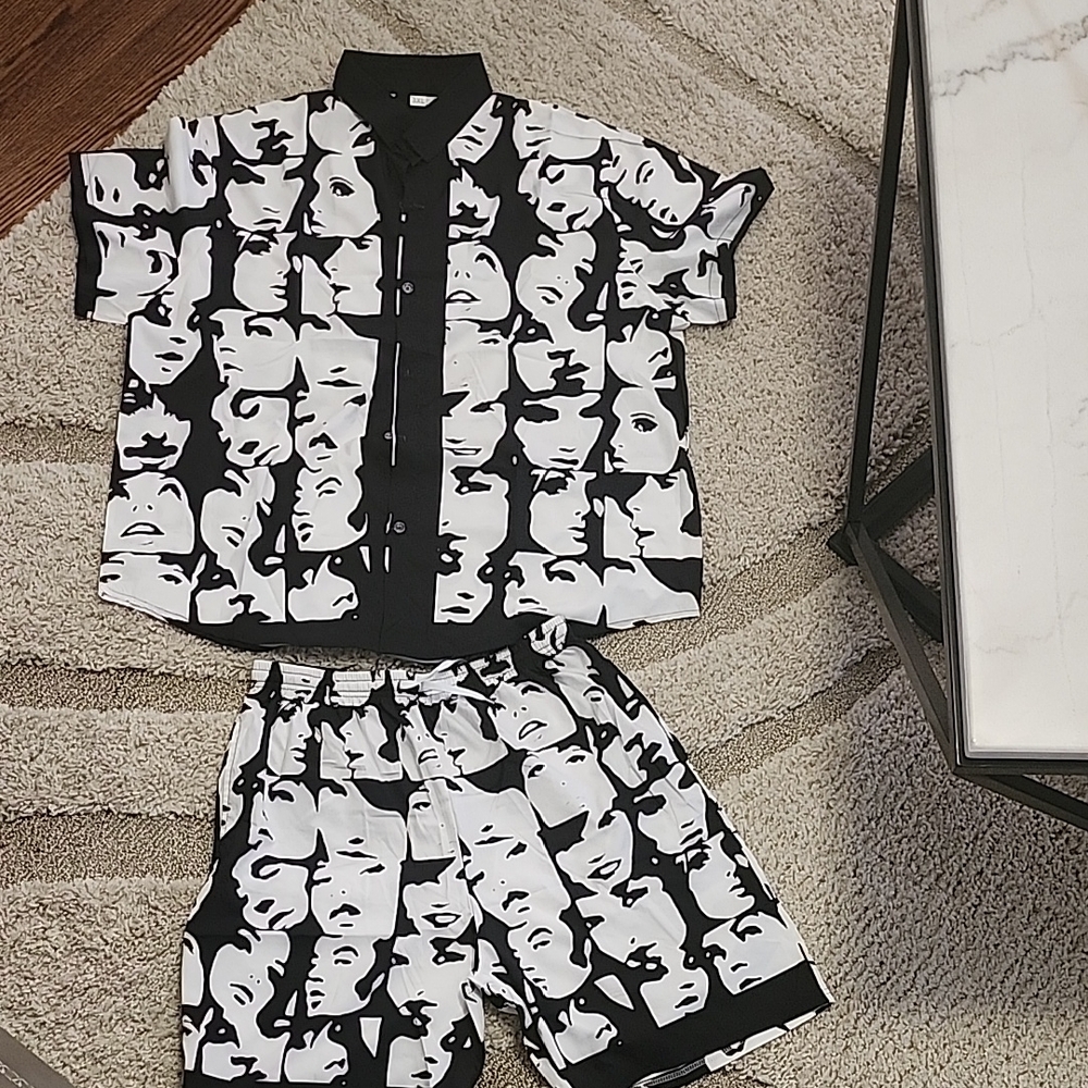 Monochrome Face Pattern Men's Short Set